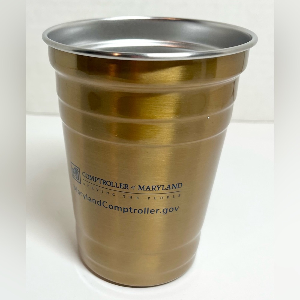 BRAND NEW - GOLD STAINLESS STEEL SOLO CUP SOUVENIR- MARYLAND
(5" x 4")